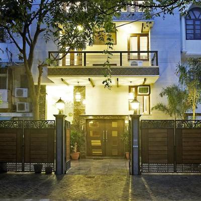 Evergreen Suites (House No 153 ,Block A ,Defence Colony 110024 New Delhi)