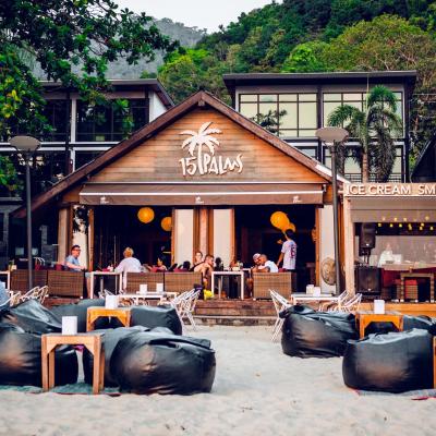 15 Palms Beach Resort (1/2 Moo 4, Baan Haad Sai Khao, White Sand Beach,  Ko Chang, Trat 23170 Koh Chang)
