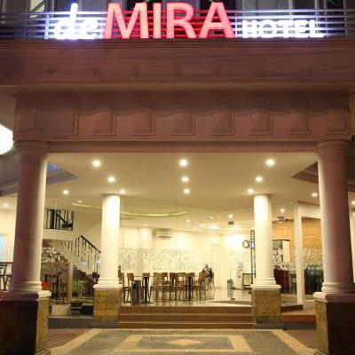 DeMira Hotel (Jl. Sumatra 92 A 80231 Surabaya)