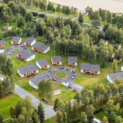 Nallikari Holiday Village Villas (Leiritie 10 90510 Oulu)