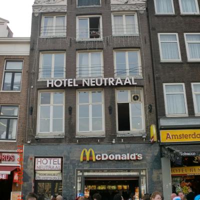 Budget Hotel Neutraal (Damrak 8 1012 LG Amsterdam)
