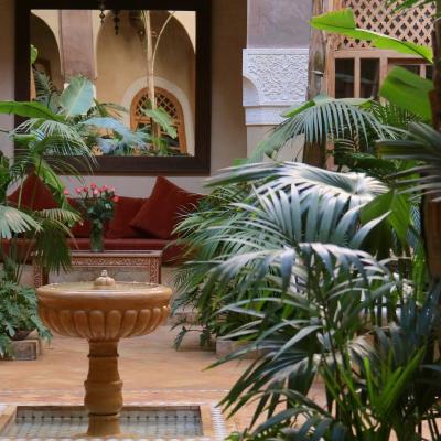 La Villa Nomade (7 Derb El Martstane - Bab Tarzout, Zaouia El Abbassia - Medina  40000 Marrakech)