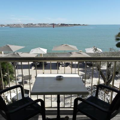 Hôtel Les Brises (Chemin de la digue Richelieu 17000 La Rochelle)